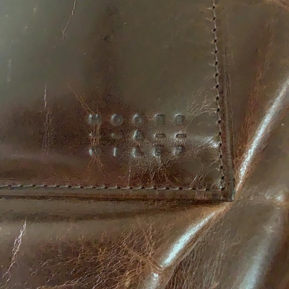 Moore & Giles Wynn Mailbag - Picture 3 of 7